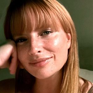 Meet your Posher, Alexis